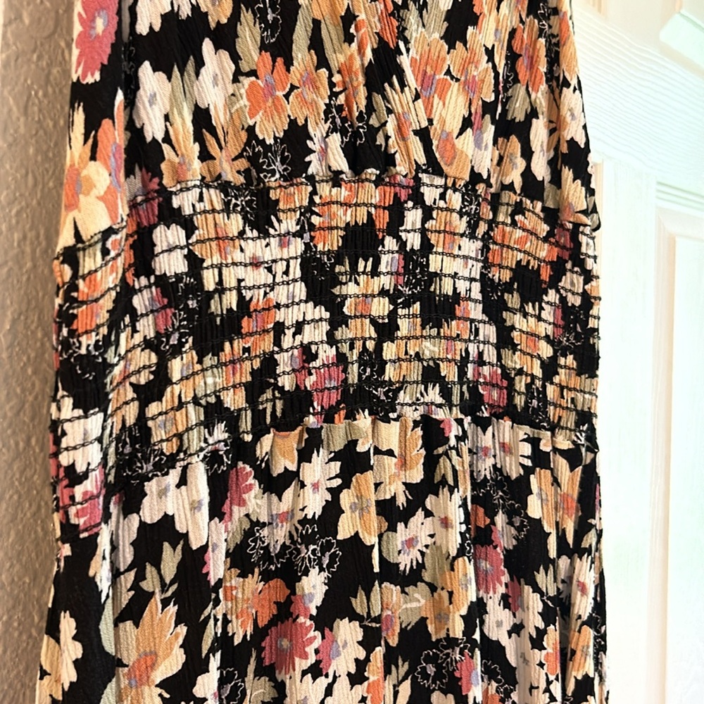 Sundress - Picture 3 of 8